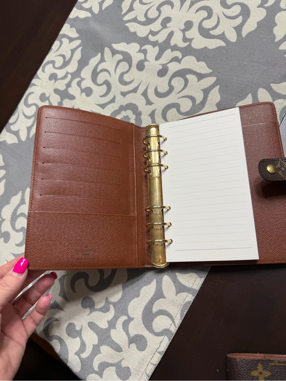 Brown Leather Ring-Binder Organizer Notebook - Brown authentic Louis Vuitton